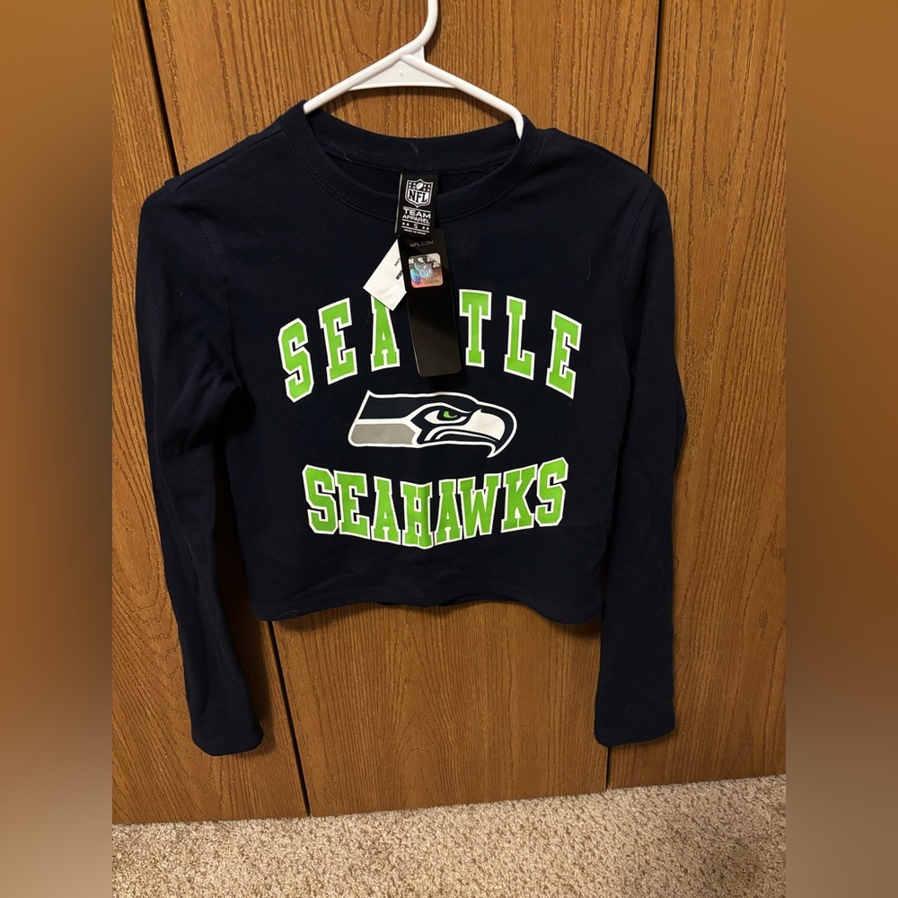 NWT SeaHawks NFL Crop long sleeve top
